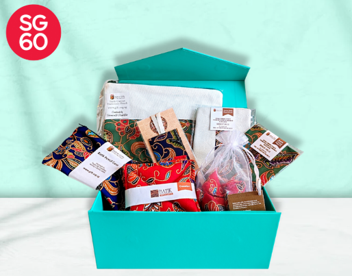 SG60 Batik Gift Set โ Coaster, Pouches, Stones More