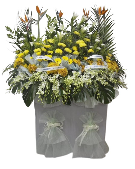 Solemn Comfort Condolence Wreath (CS0056)